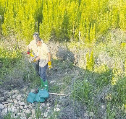 Members of the Texas Department of Public Safety’s Radiological/Nuclear Threat Detection Unit and partner agencies recover a decades-old Cesium-137 radioactive source in Midland County on July 25. The source, buried approximately 6 to 8 inches below the surface, was safely excavated and removed without injuries, contamination or any threat to the public.