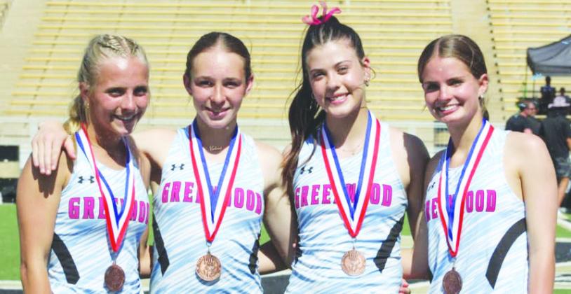 Rangerettes 4x200 Record setting Relay Team