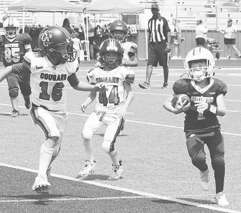 Greenwood youth football battles small town neighbor Stanton