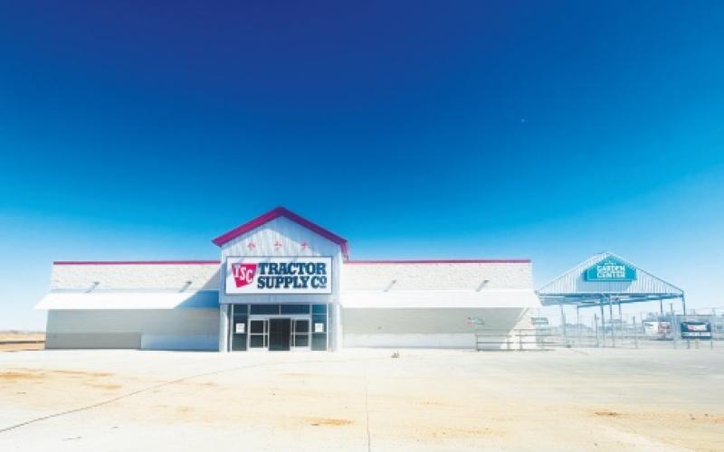 Tractor Supply set to open in Greenwood