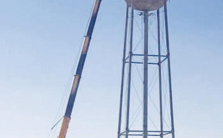 A water tower was installed this week at the Midland County Utility District’s new water treatment facility next to the new Midland County jail in Greenwood on SCR 1140. The tower holds 100,000 gallons of water. The facility also includes two 2-million-gallon tanks that the Greenwood Ranger featured in last week’s edition. MCUD will provide water to the new jail and the new Greenwood ISD elementary and intermediate schools expected to open in August.