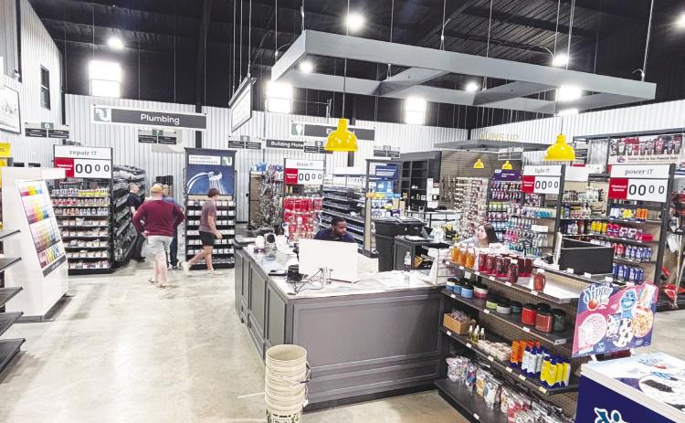 Guns Up Outdoorsman and Hardware is now open along FM 307
