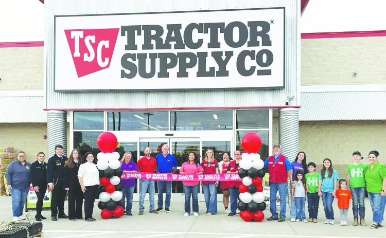 Tractor Supply invited Greenwood FFA to take part in its grand opening at the new location on SCR 1130 near the FM 307 intersection. According to Greenwood ISD, the company provided FFA students with a “generous” donation. The store officially opened in March but held its grand opening last week.