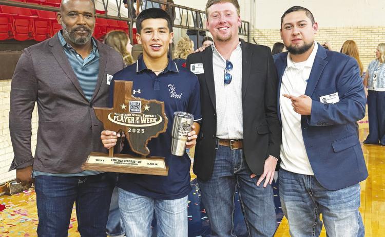 Lincoln Madrid has had a sensational season thus far and earned a pair of accolades for his outstanding performance in Week 6 being named Texas High School Player of the Week and Bailey Toliver Player of the Week.